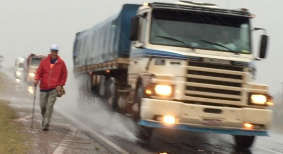 耶穌會傳教堂避雨記